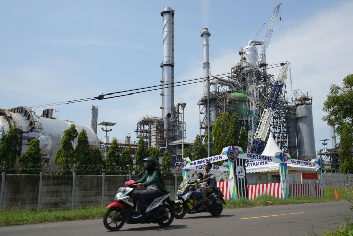 Red-hot refining margins in Asia start to cool - Vimarsana News