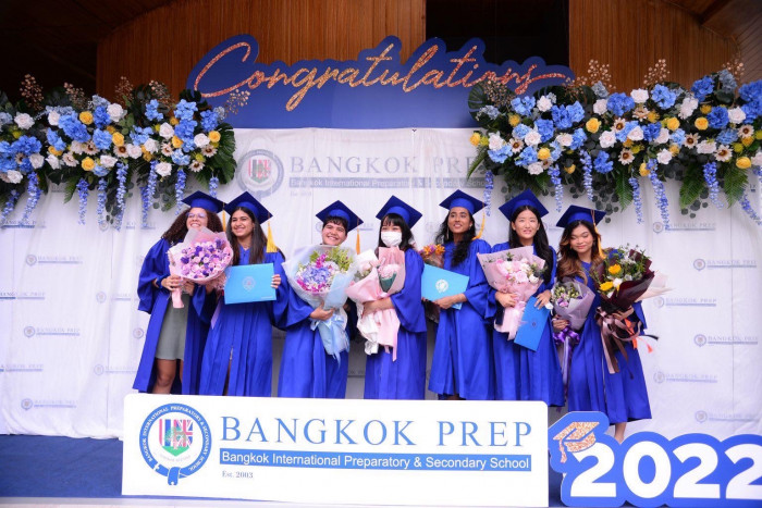 Bangkok Prep students celebrate graduation in style - Vimarsana News