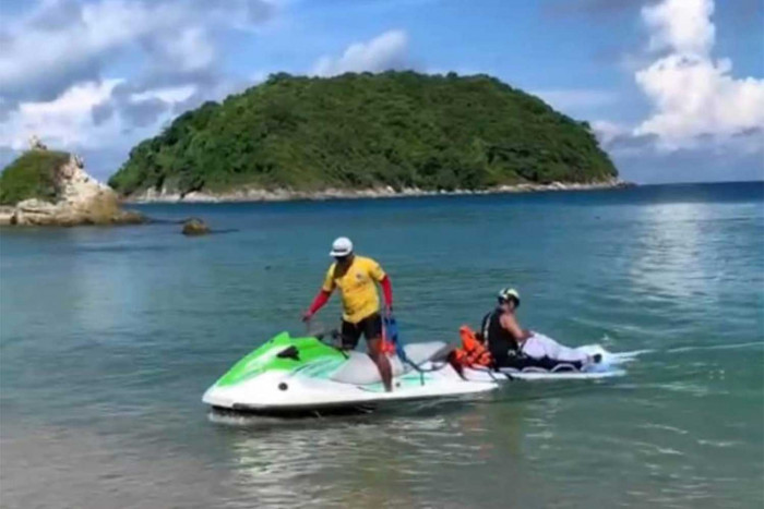 Tourist found dead on rocks below viewpoint in Phuket - Vimarsana News