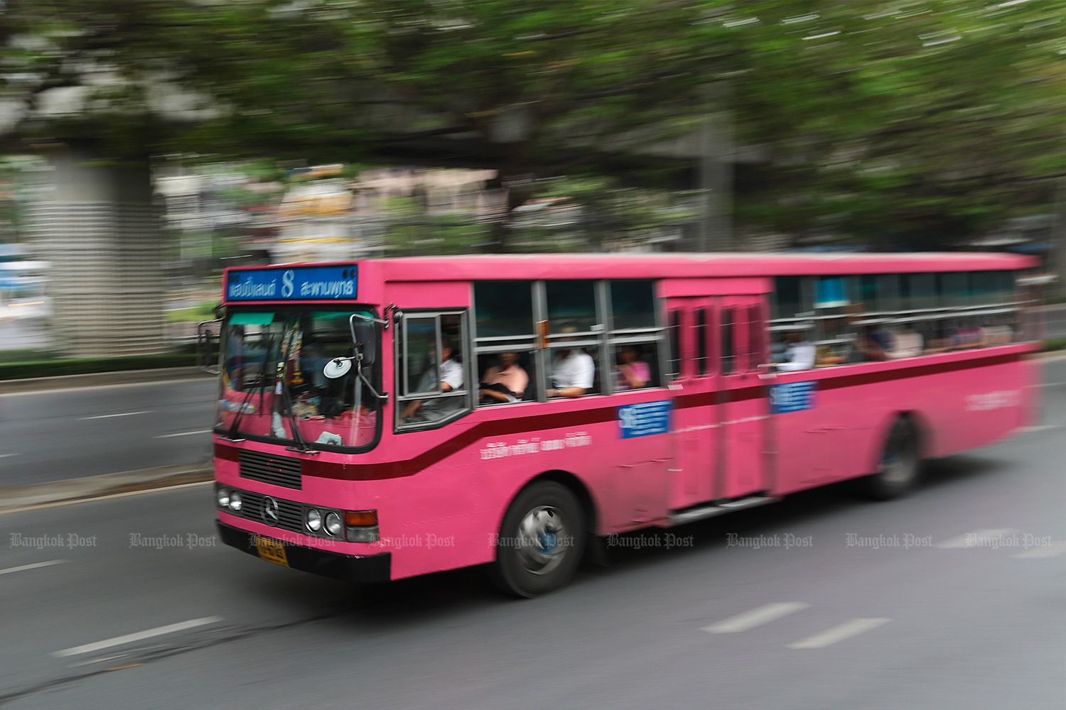 A No 8 bus runs from Happy Land in the eastern outskirts of the city to Memorial Bridge. (File photo: Bangkok Post)