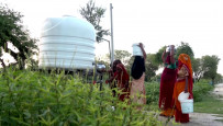 Indian women fight for access to clean water