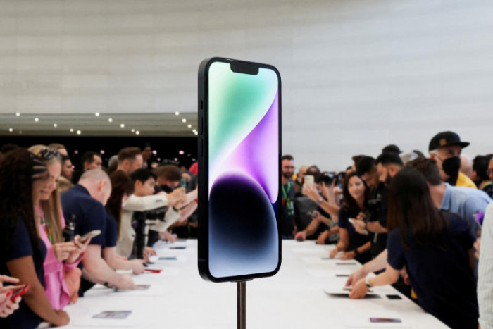 Apple launches iPhone 14 with emergency satellite messaging, adventure watch - Vimarsana News