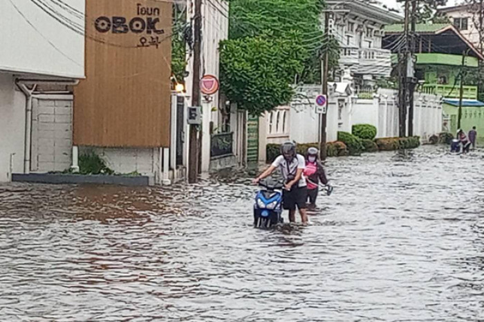 Bangkok warned of more rain Sunday night - Vimarsana News