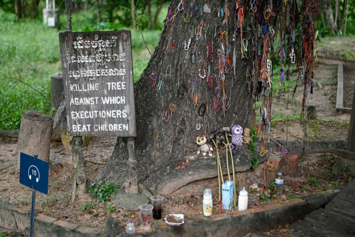 Bangkok Post - Cambodia Khmer Rouge court upholds conviction in final ...