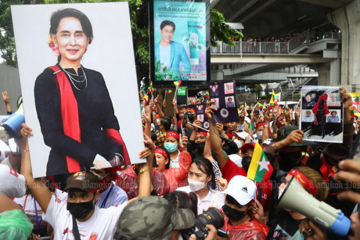 Myanmar's Suu Kyi, Australian economist jailed for 3 years - Vimarsana News