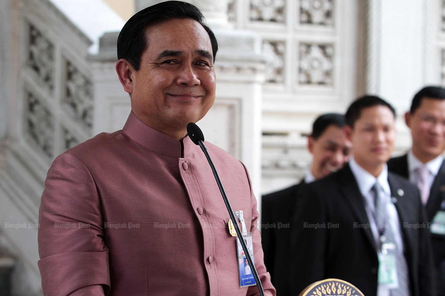 FLASH: Court rules in Prayut's favour