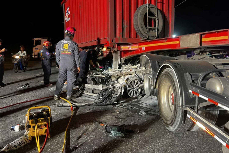 Bangkok Post Businessman killed in crash with turning truck