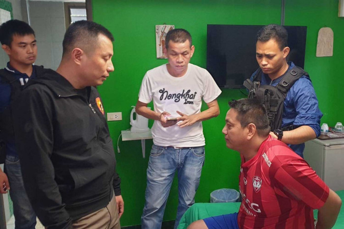 40 of 159 guns stolen by Nonthaburi cop recovered - Vimarsana News