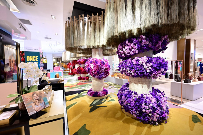 Bangkok Post - Central in full bloom on its 75th anniversary