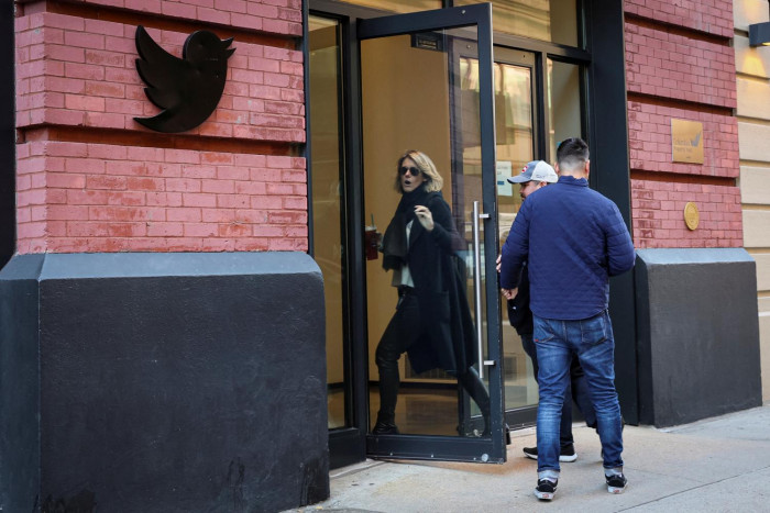 Elon Musk Raises Specter of Twitter Bankruptcy Amid Executive Turmoil - Vimarsana News