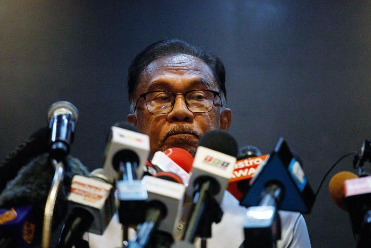 Bangkok Post - Malaysia's Anwar in talks with arch-rivals despite anti ...