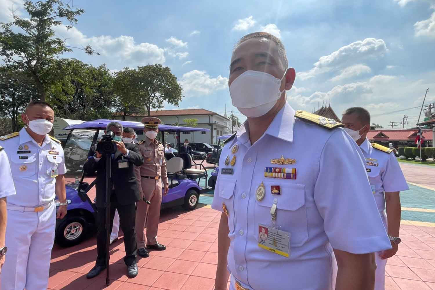 Navy chief Adm Choengchai Chomchoengpaet speaks to reporters at Thonburi Palace in Bangkok on Tuesday. (Photo: Wassana Nanuam)