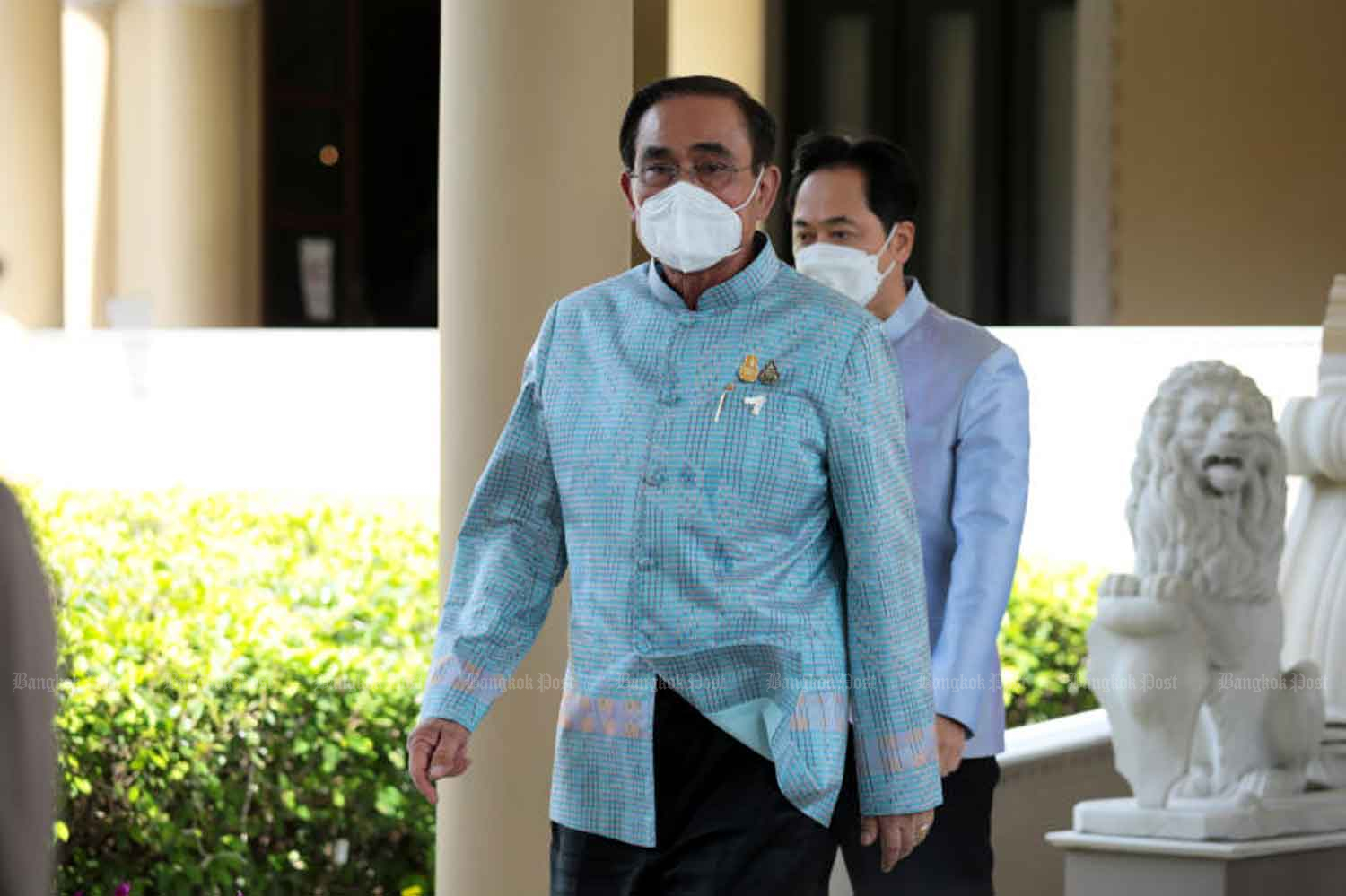 Prayut mulls move to UTN