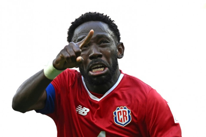 Japan stumble gives Germany fresh World Cup hope