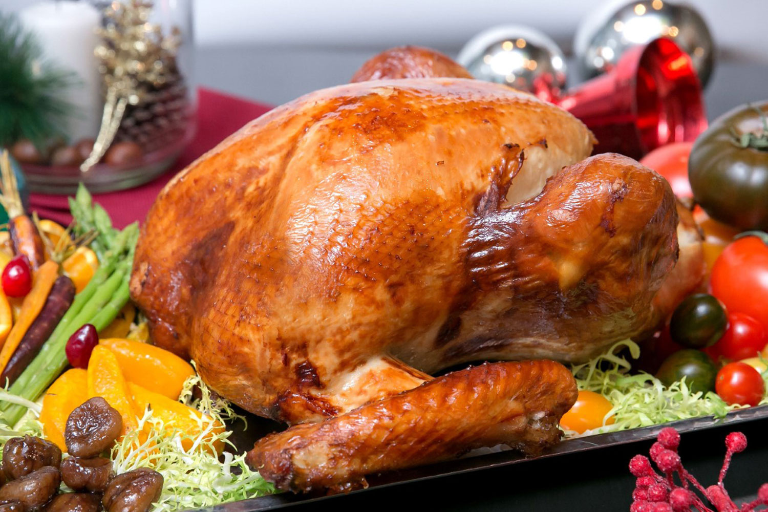 Add Cheer to Your Christmas Celebrations with our Italian & Thai Festive International Buffet