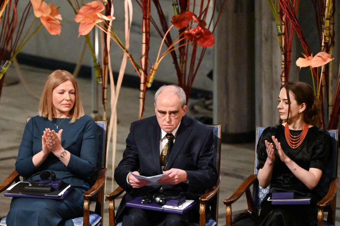 Nobel Peace winners slam Putin's 'insane' war