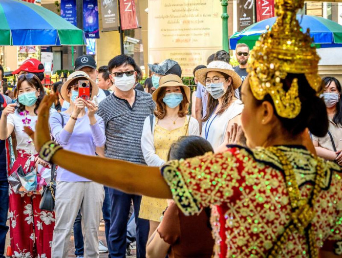 No immediate surge of Chinese tourists expected after re-opening - Vimarsana News