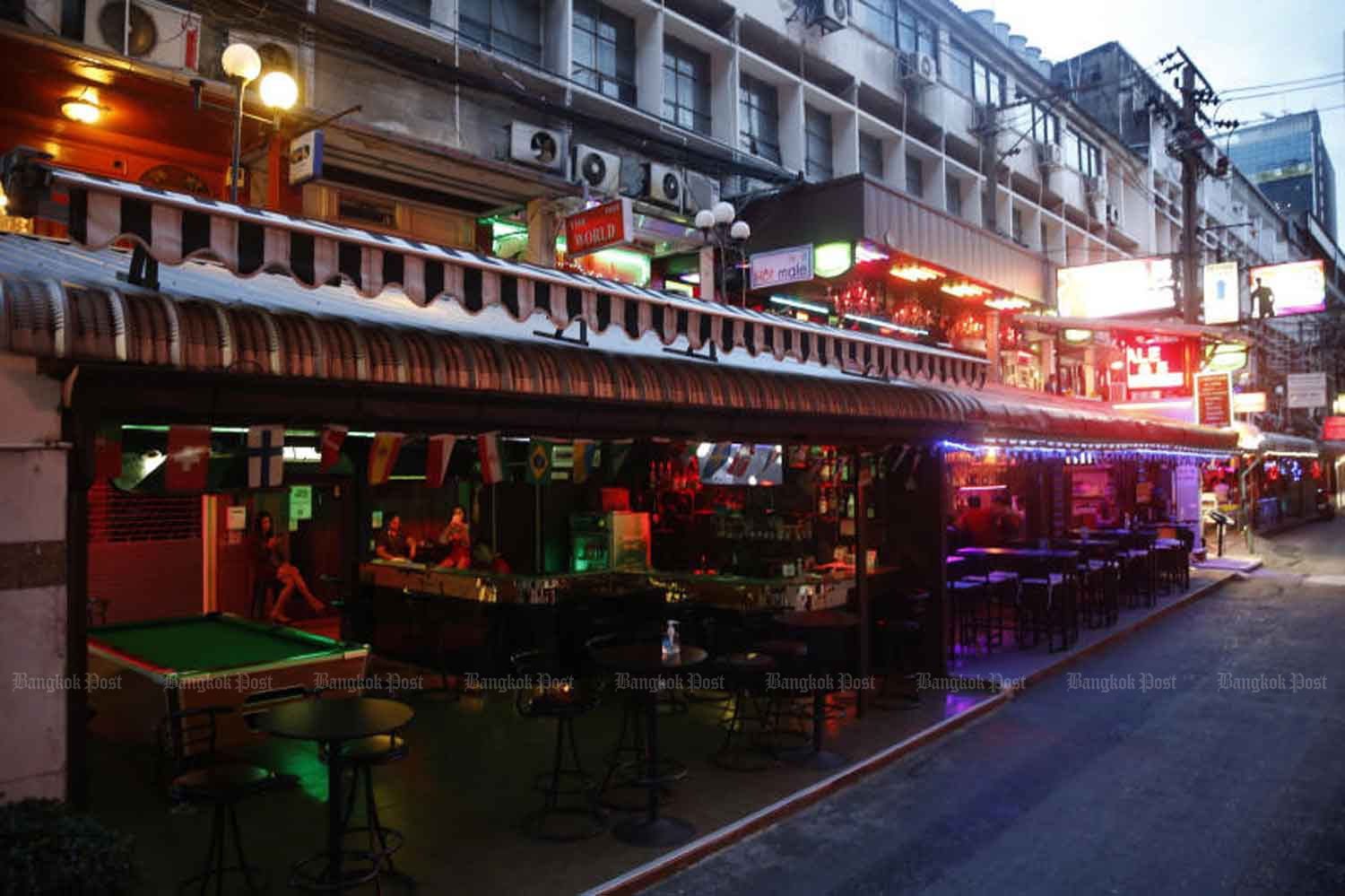 Patpong Road in Bangkok is one of a number of entertainment districts nationwide that are popular with tourists. (File photo: Wichan Charoenkiatpakul)