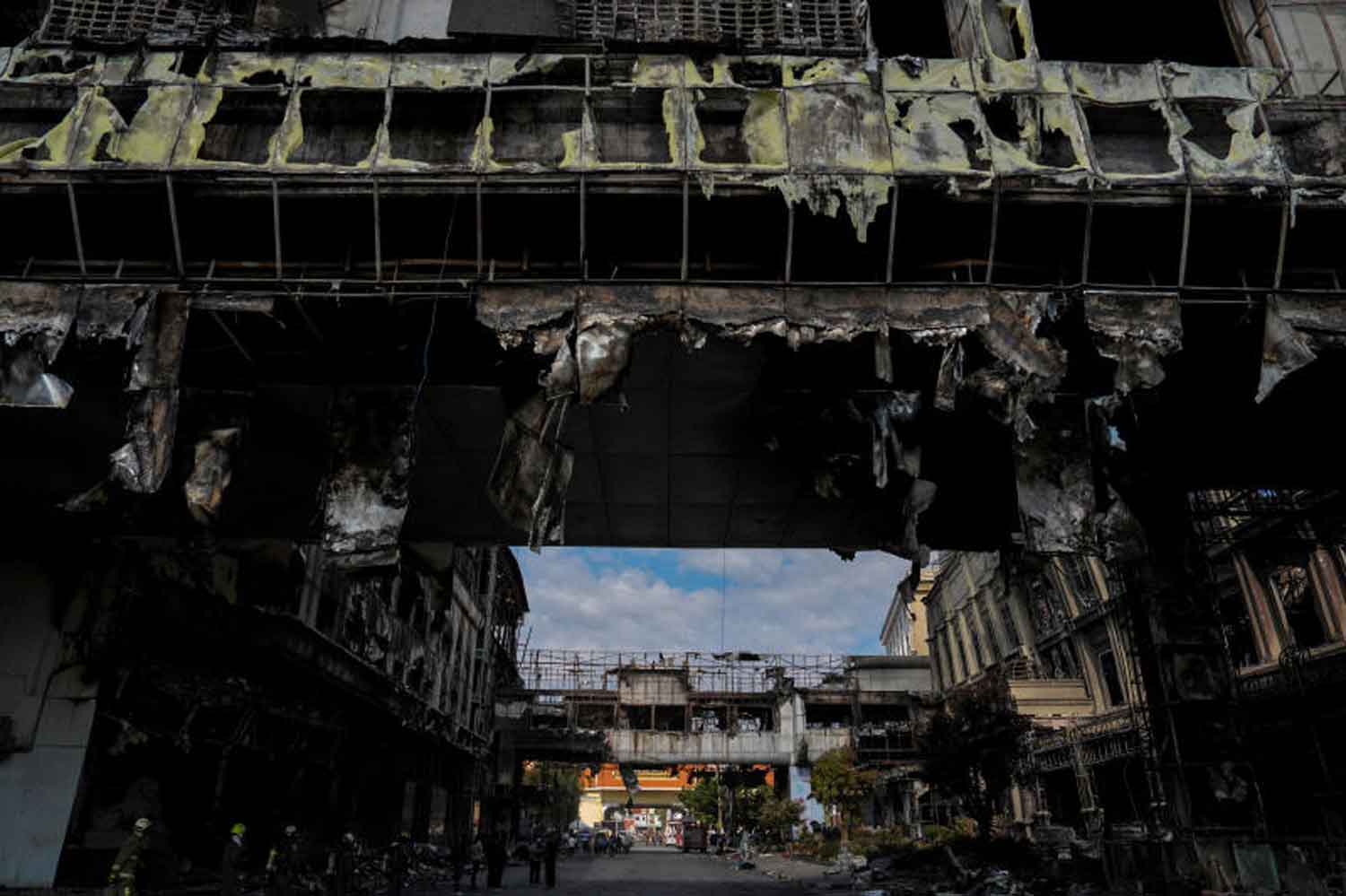 A general view of the Grand Diamond City hotel-casino where a fire broke out, in Poipet near Thailand border, Cambodia, December 30, 2022. (Reuters photo)