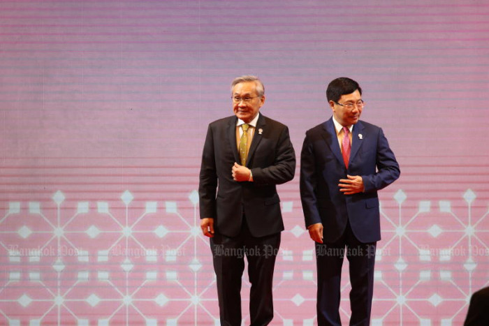 Vietnam dismisses two ministers amid corruption probes - Vimarsana News