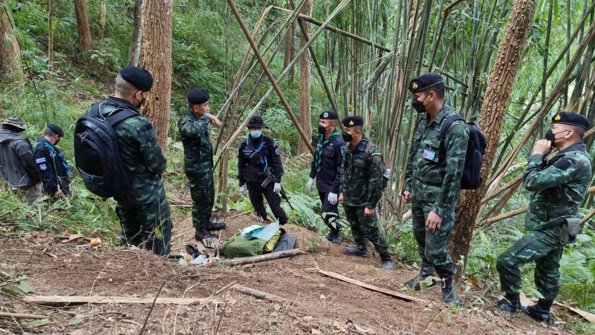 Bangkok Post - Drug couriers killed, 300kg ketamine seized near border