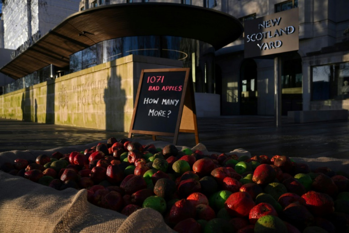 Bangkok Post - Under-fire London police face 'rotten apple' protest