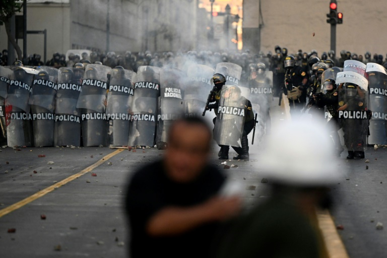 Boluarte calls for Peru 'truce' as protesters mass again in Lima