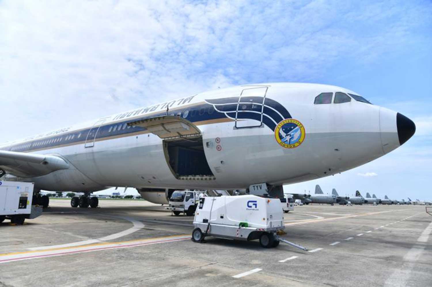 Oxygen supplies from Their Majesties the King and Queen and other relief items donated to Covid-19 patients are loaded onto a Royal Thai Air Force Airbus 340-500 for a humanitarian mission to India in May 2021. The same aircraft has been used to transport VIPs. (Photo: Royal Thai Air Force)