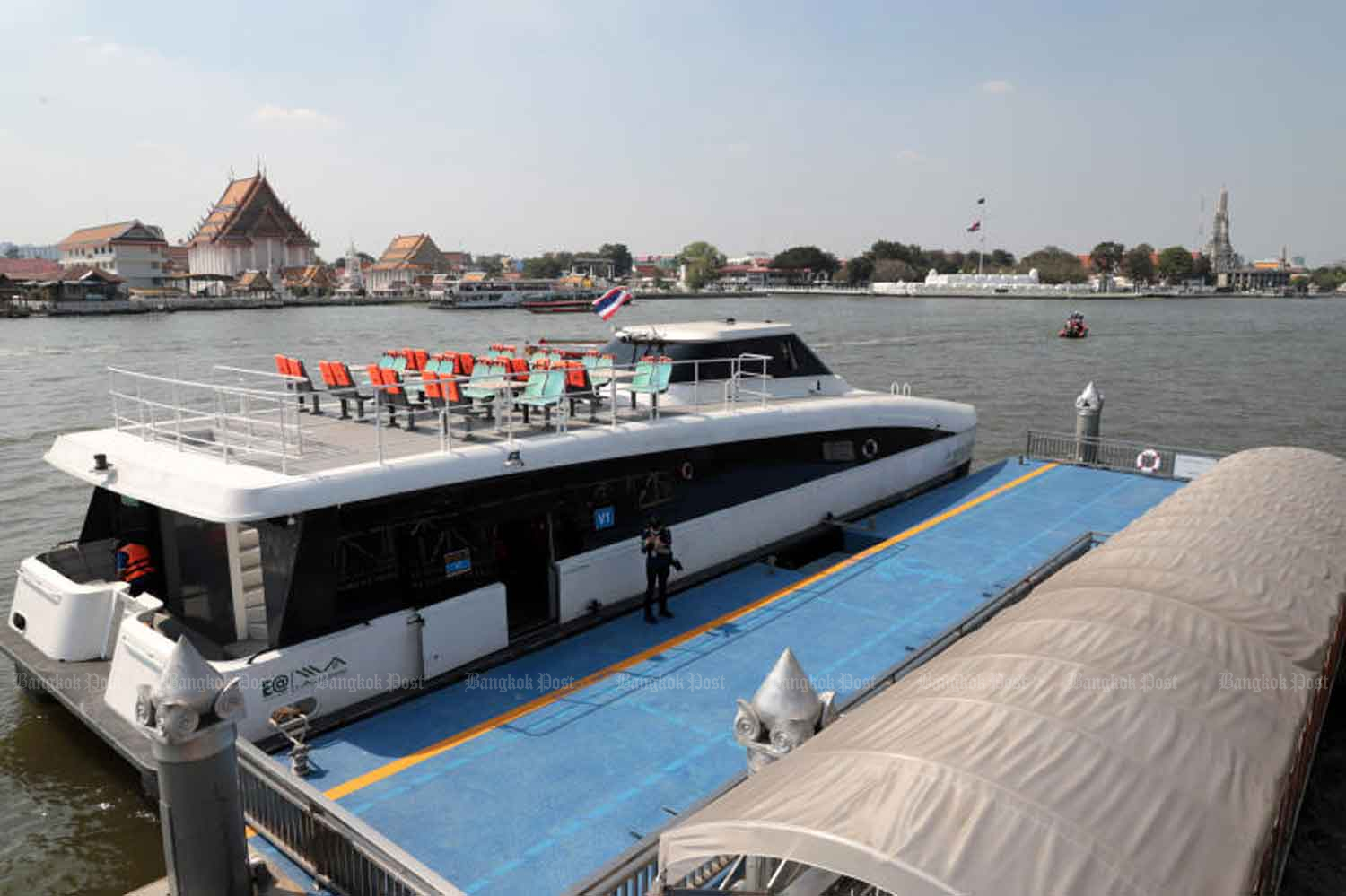 The newly renovated Rajinee Pier in Phra Nakhon district officially opened on 23 December 2022 as a new landmark along the Chao Phraya River. The pier has been upgraded to a smart pier with advanced technology to inform commuters of boat arrival times and provide free WiFi. (Photo: Chanat Katanyu)