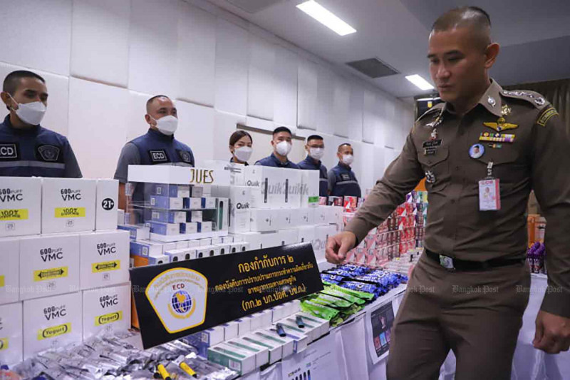 Police Vaping Bangkok Post - No vaping for smokers, no bail for 'extortion' police