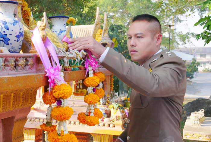 Bangkok Post - Local police chief in Chon Buri probed for gambling link