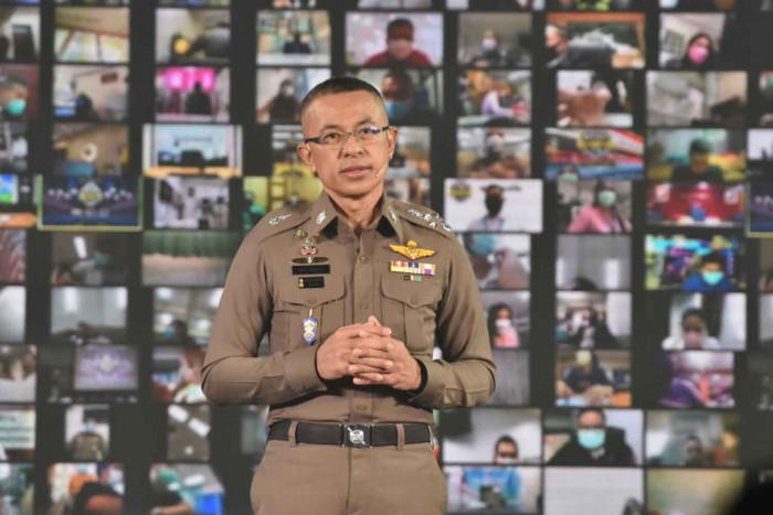 Ex-top cop denies drug lobby claims - Vimarsana News