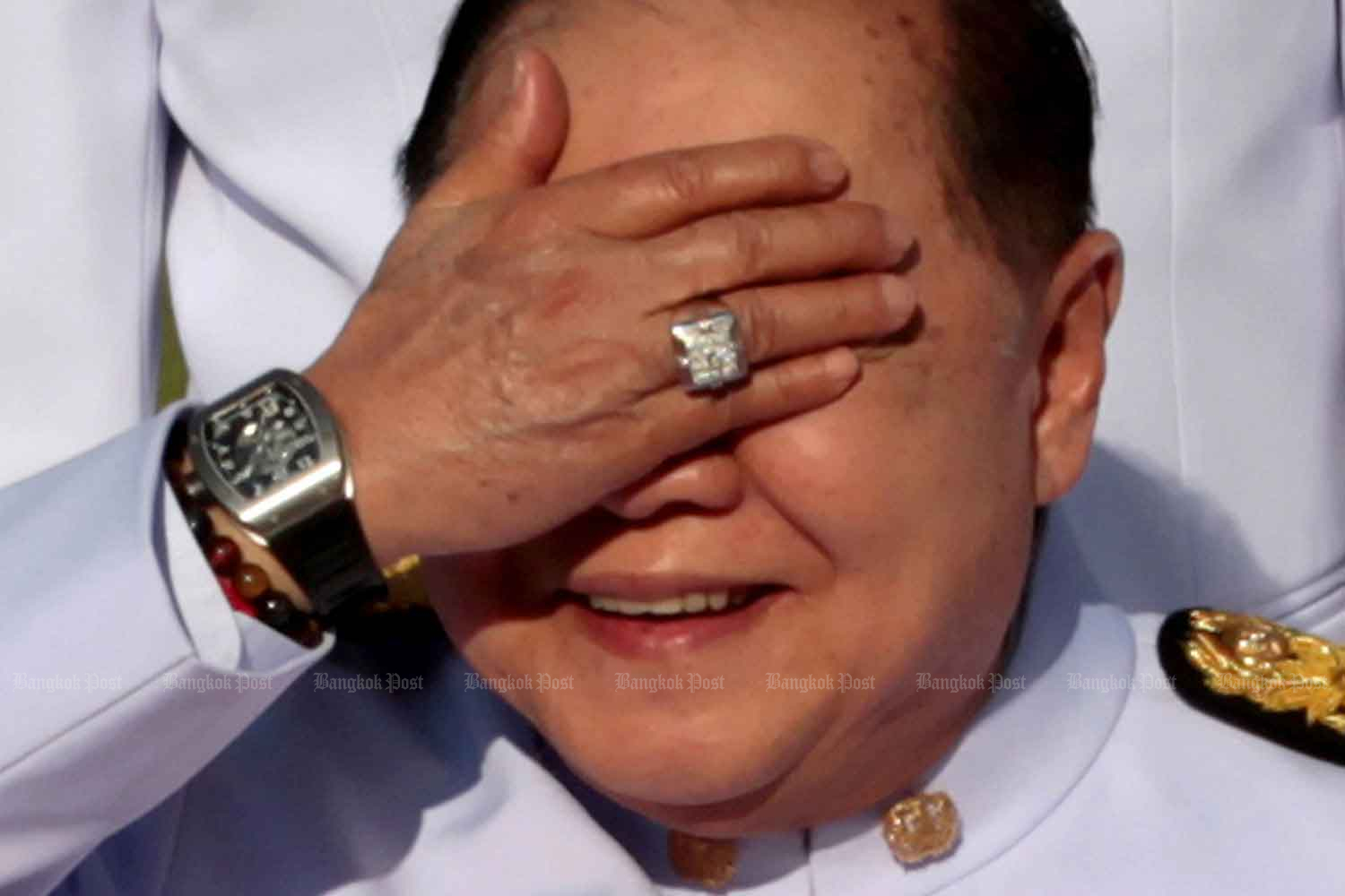 Deputy Prime Minister Prawit Wongsuwon wearing one of the expensive watches. (File photo)