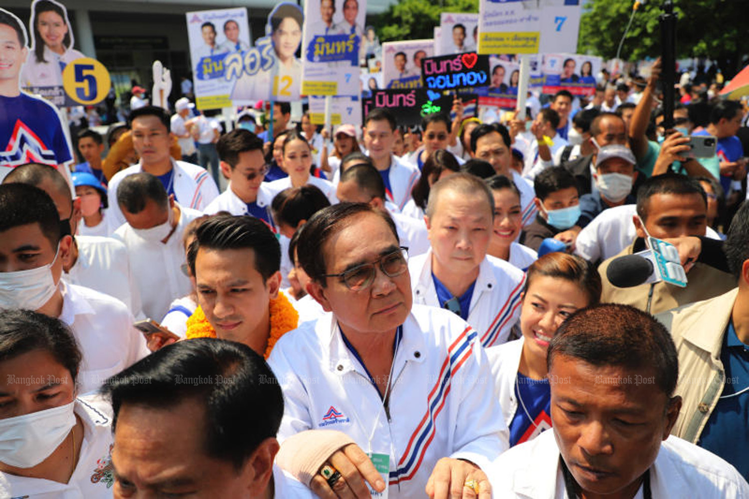 Prime Minister Prayut Chan-o-cha arrives at the Thai-Japan Bangkok Youth Centre on April 3 to support constituency candidates of the United Thai Nation Party, for which he is chief strategist and PM candidate. (Photo: Wichan Charoenkiatpakul)