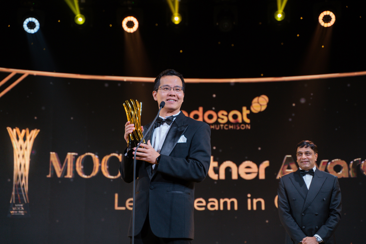 Huawei Earns MOCN Partner Award from Indosat