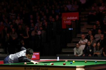 China snooker hands lifetime bans to two players for match-fixing
