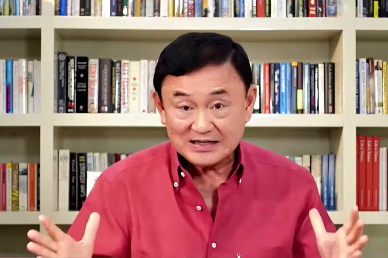 Drop Thaksin focus, Pheu Thai warned