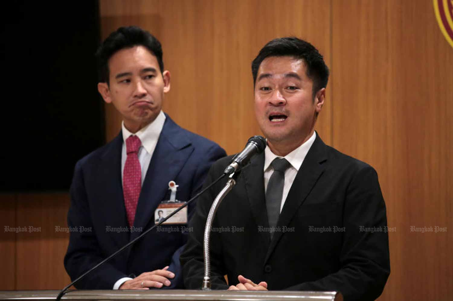 Deputy House Speaker Padipat Suntiphada, right, speaks to reporters, in company with Move Forward Party leader Pita Limjaroenrat, at the parliament on July 4. (Photo: Chanat Katanyu)