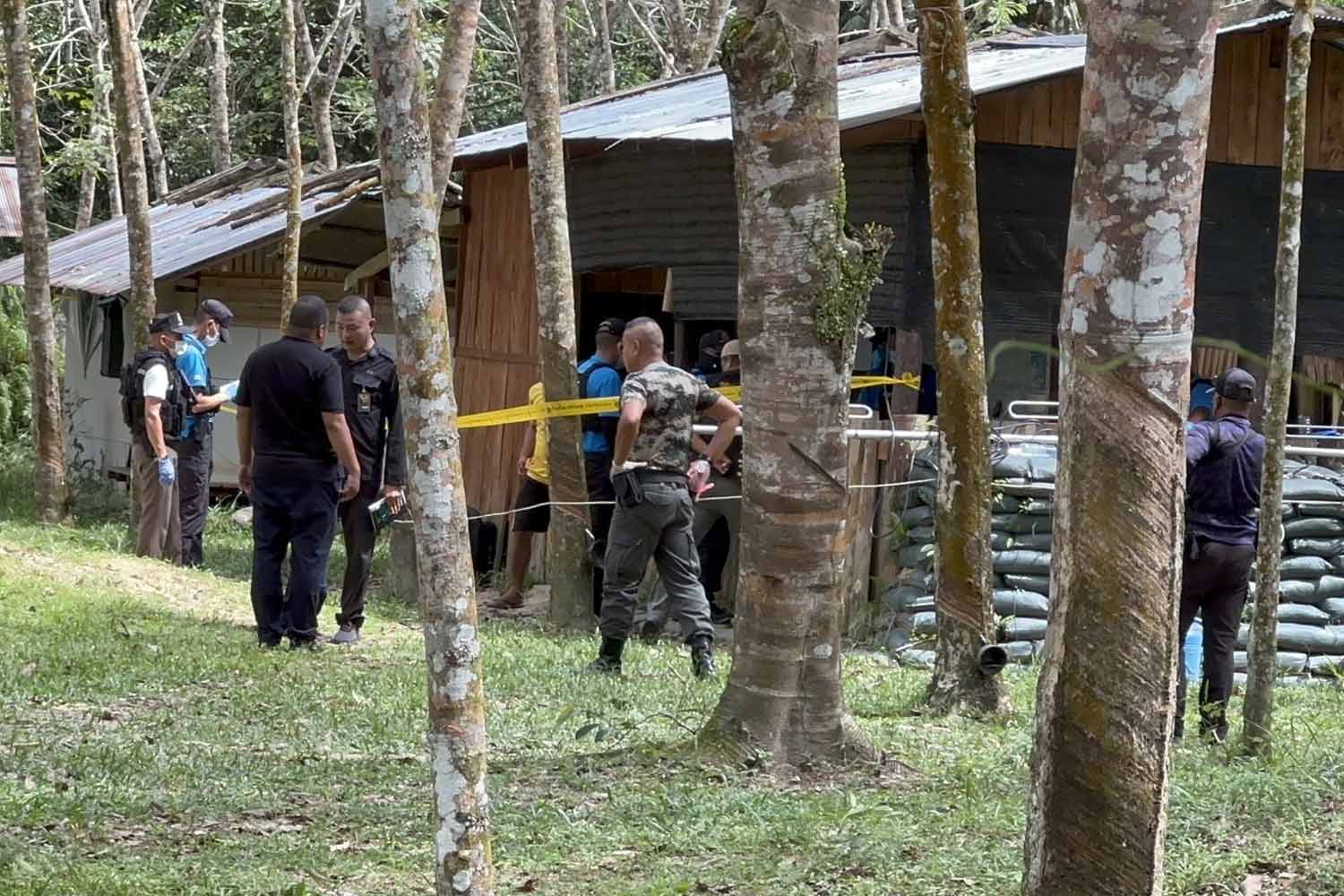 The base of a police special operation unit at Ban Lalu in Rangae district, Narathiwat, was cordoned off after a police officer was shot to death a fellow policeman on Wednesday. (Photo supplied)