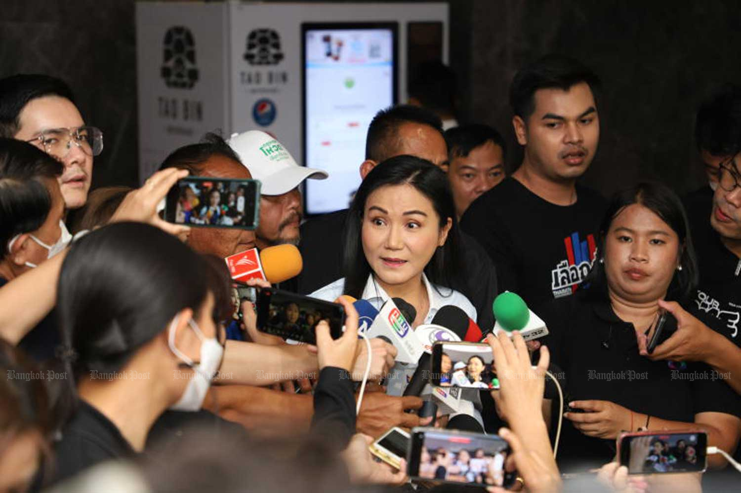 Narumon Pinyosinwat speaks to reporters at the Palang Pracharath Party offices on May 14. (Photo: Pattarapong Chatpattarasill)