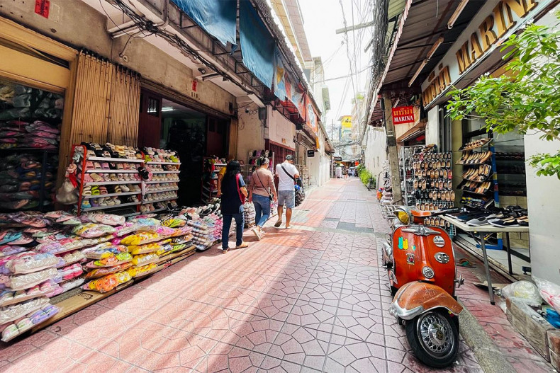 The beating heart of old Bangkok