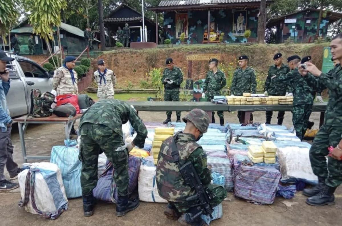 Bangkok Post - Rangers seize 12m speed pills in Chiang Mai