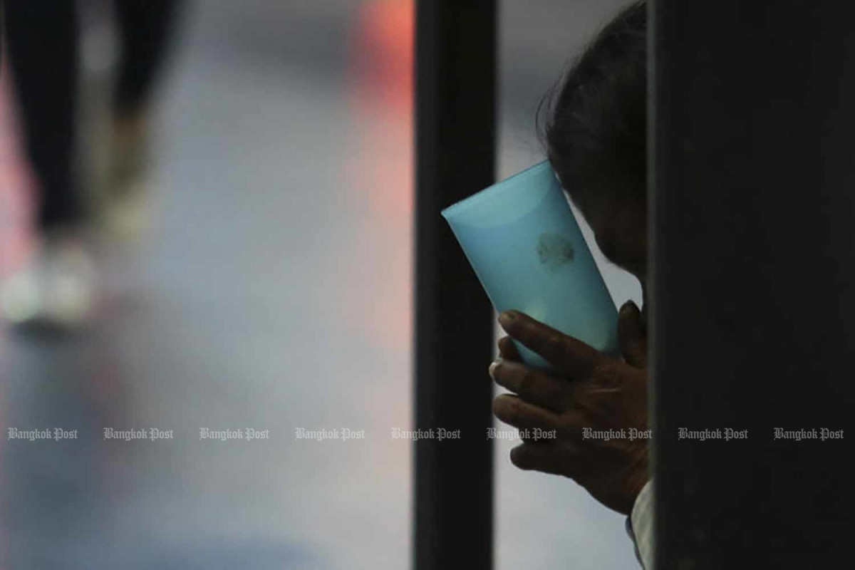 Chinese beggars questioned Bangkok Post Learning - Learn English from News