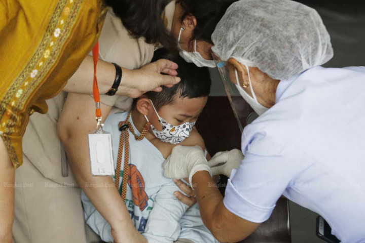 Bangkok Post - Fears allayed over spreading lung inflammation among ...