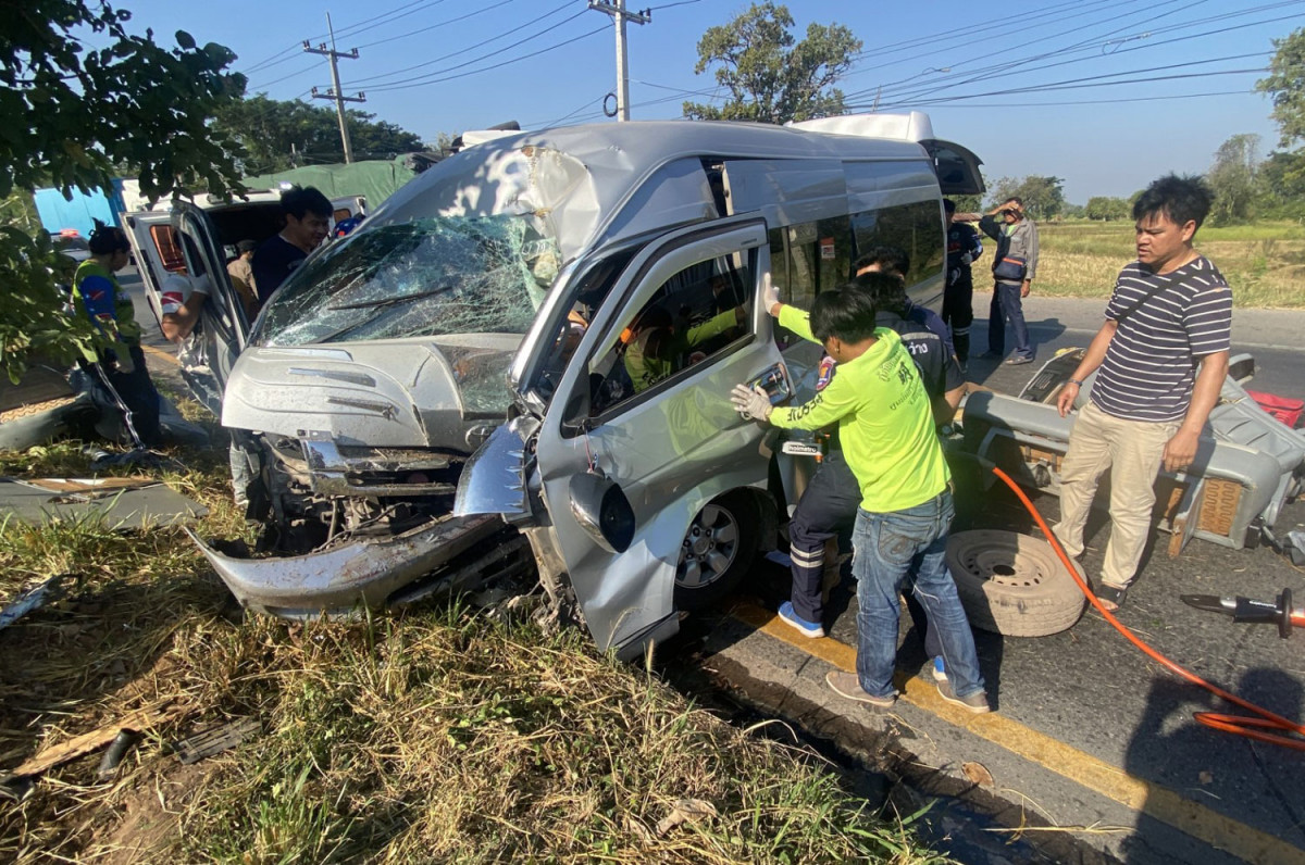 Bangkok Post - Monk, three women killed in van crash