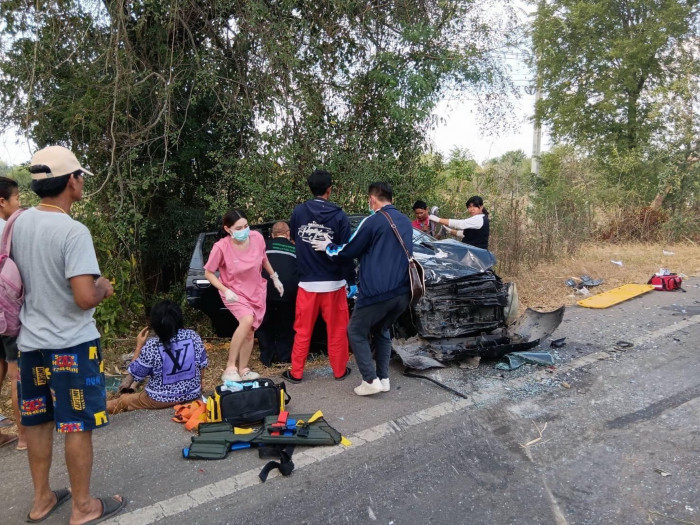 Bangkok Post - New Year road toll wrap: 284 killed in 2,288 ...