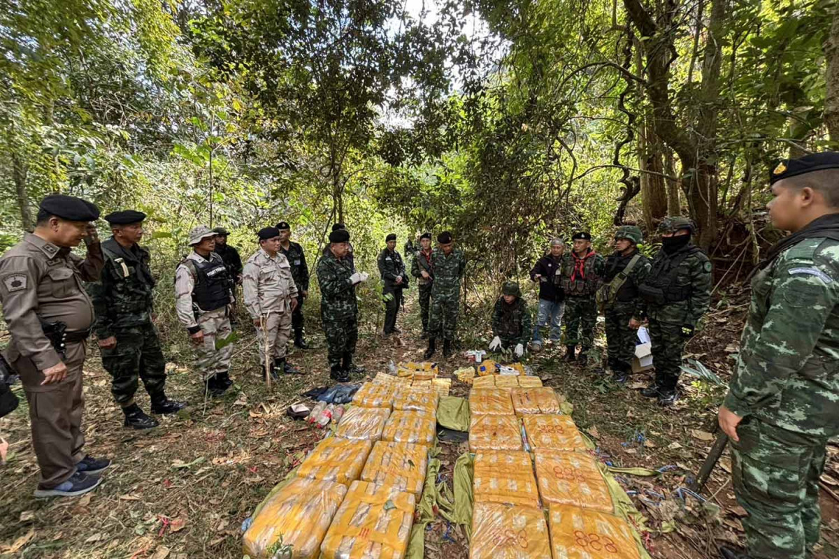 Bangkok Post - 2.5m meth pills seized after border clash