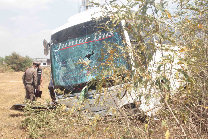 Bangkok Post - 37 Malaysians hurt in tour bus crash