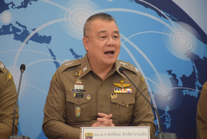 Bangkok Post - 18 Vietnamese held for running Bangkok online gambling ...