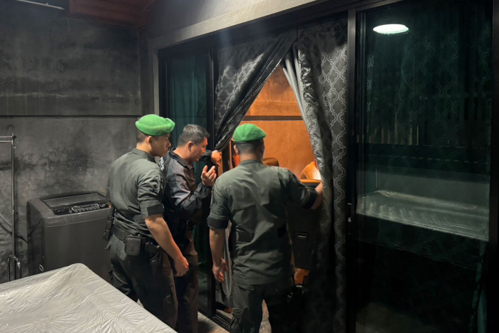 Bangkok Post - Five foreigners caught gambling in Phuket house